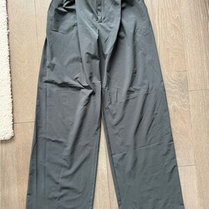 Alo Yoga Slate Grey Pants